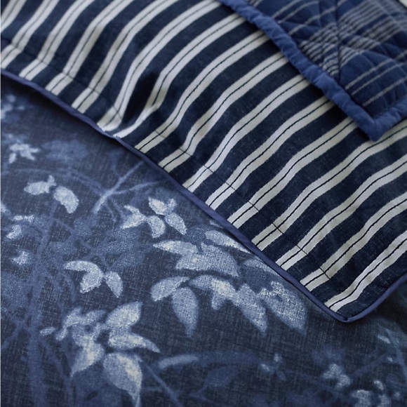 Ralph Lauren Caterina king duvet and 2 shams set - Picture 5 of 6